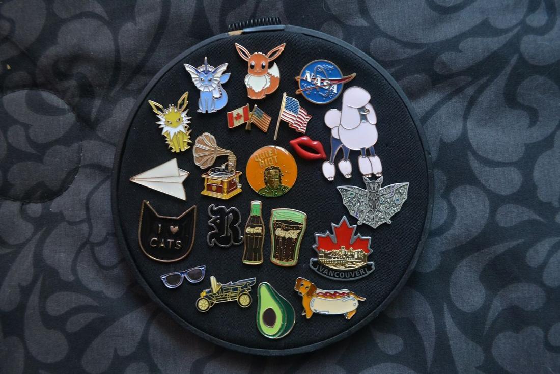 Pin's en émaillage surfacé